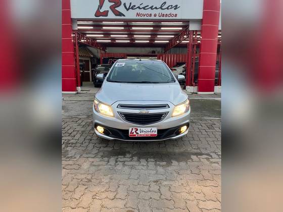 CHEVROLET ONIX 1.4 MPFI LTZ 8V FLEX 4P AUTOMÁTICO CHEVROLET ONIX 1.4 MPFI LTZ 8V FLEX 4P AUTOMÁTICO